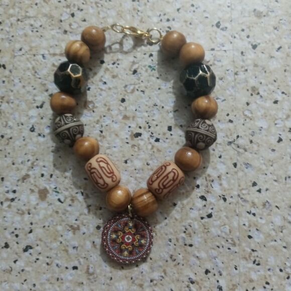 Handmade unisex bracelet   - Picture 4 of 4